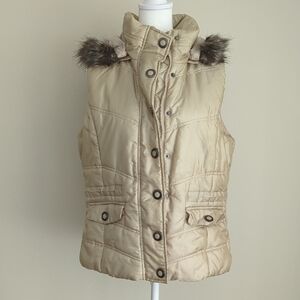 Women's Beige Quilted Vest with Faux Fur Trim, M